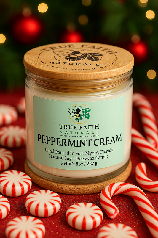 Peppermint Cream Christmas Candle – 8 oz Clear Jar